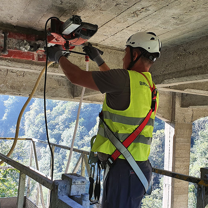 prove su ponti con prelievo calcestruzzo